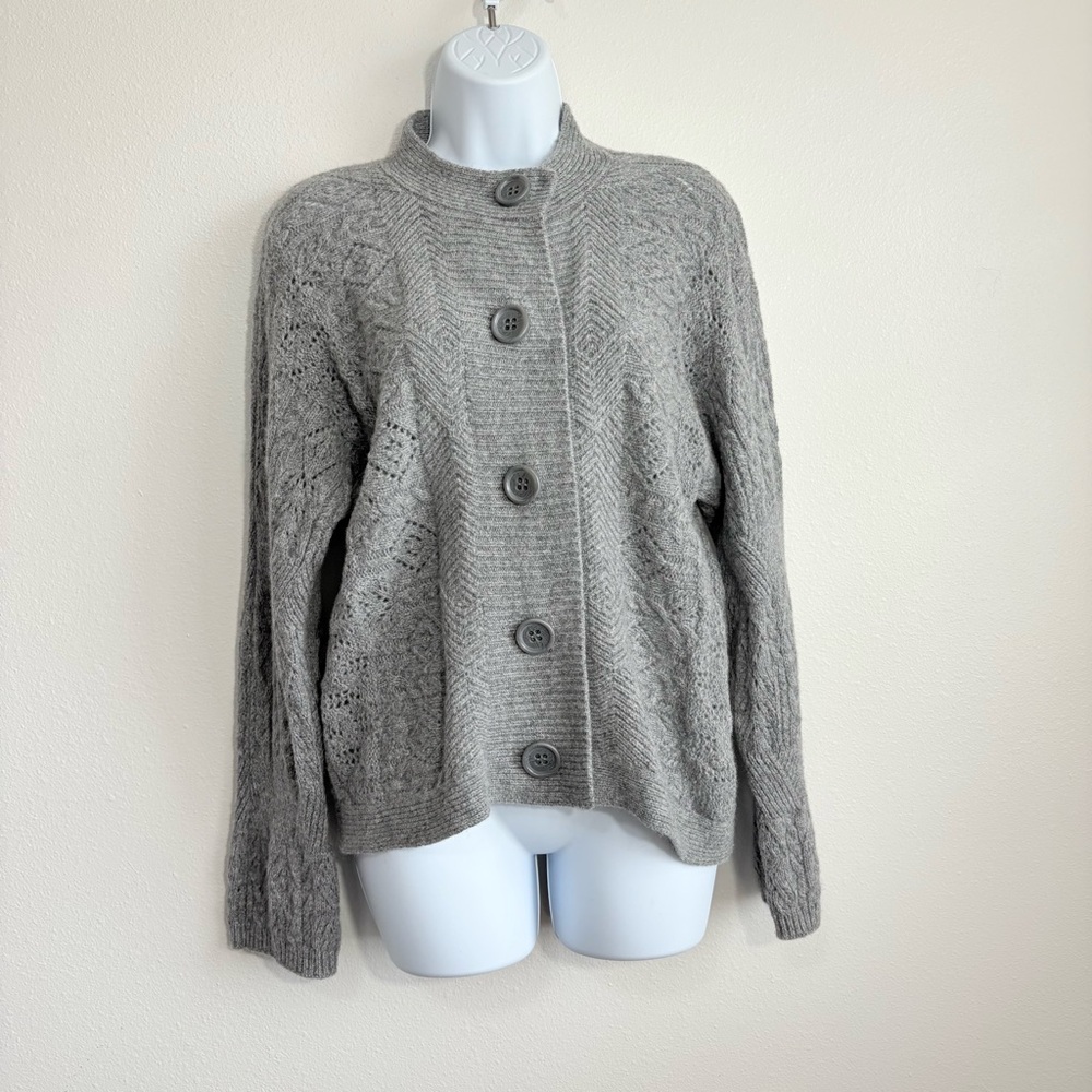 Liz Claiborne 100% Lambswool Gray Button-Up Cardigan SzS Classic Luxury
